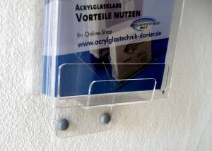 Flyerbox DIN A6 Hochformat mit rotem Deckel wetterfest