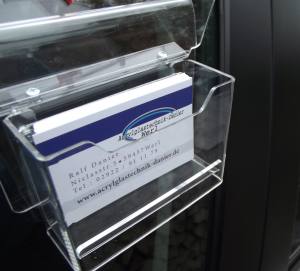 Visitenkartenbox für Autoscheiben wetterfest mit Aufmerksamkeitspfeil